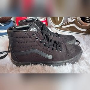 Black Hi Top Van's